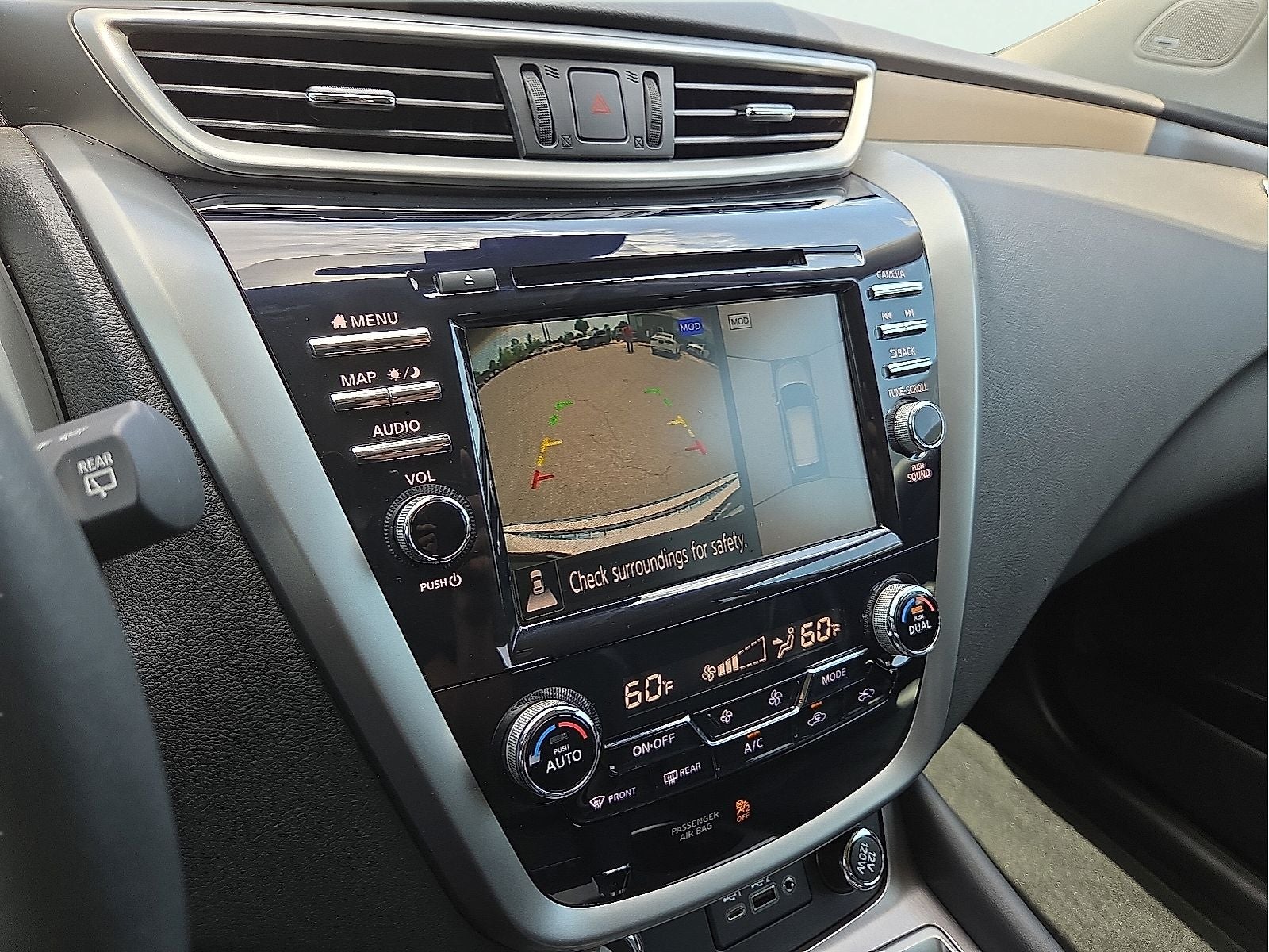 2023 Nissan Murano SL