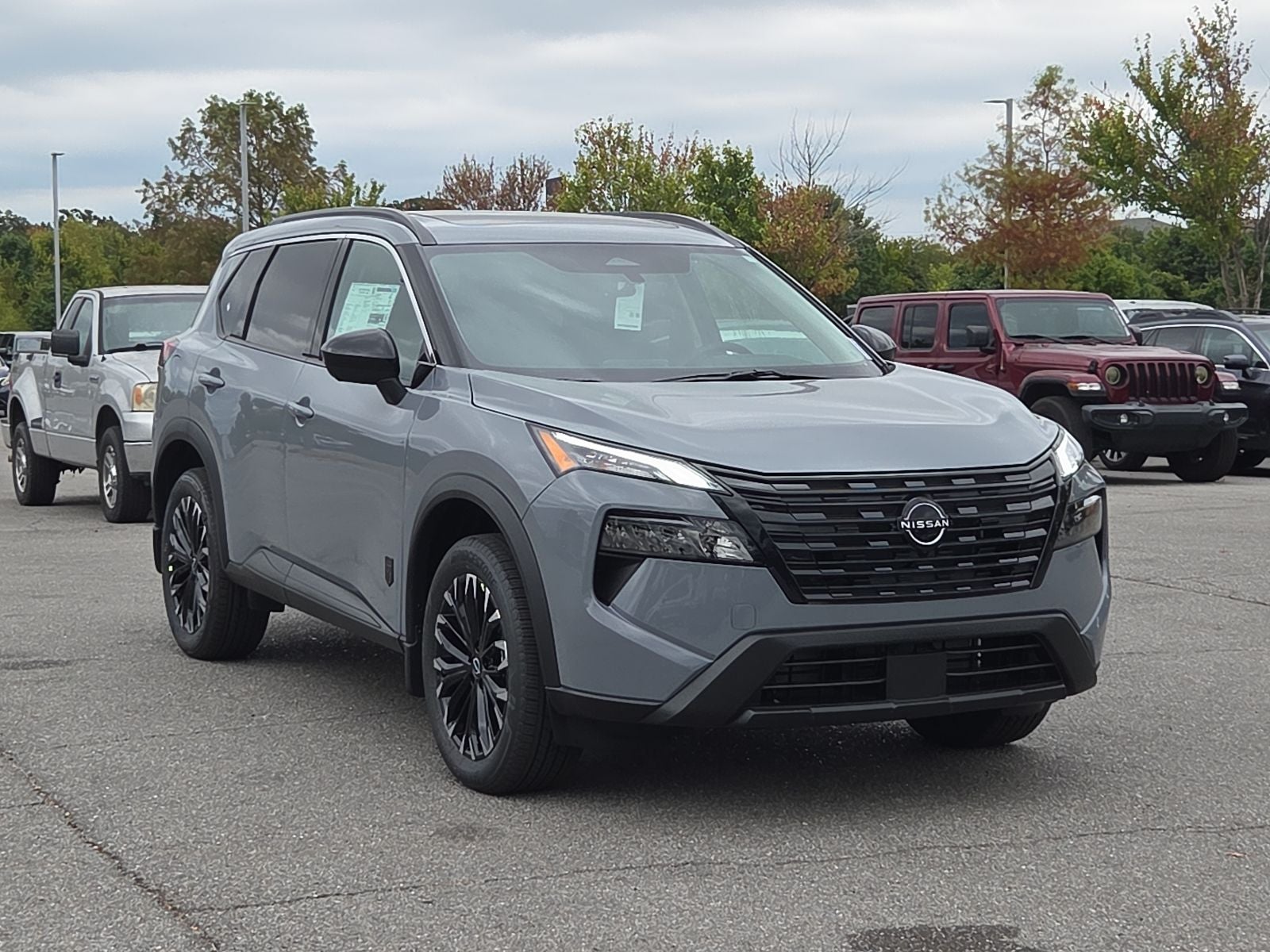 2026 Nissan Rogue Dark Armor™
