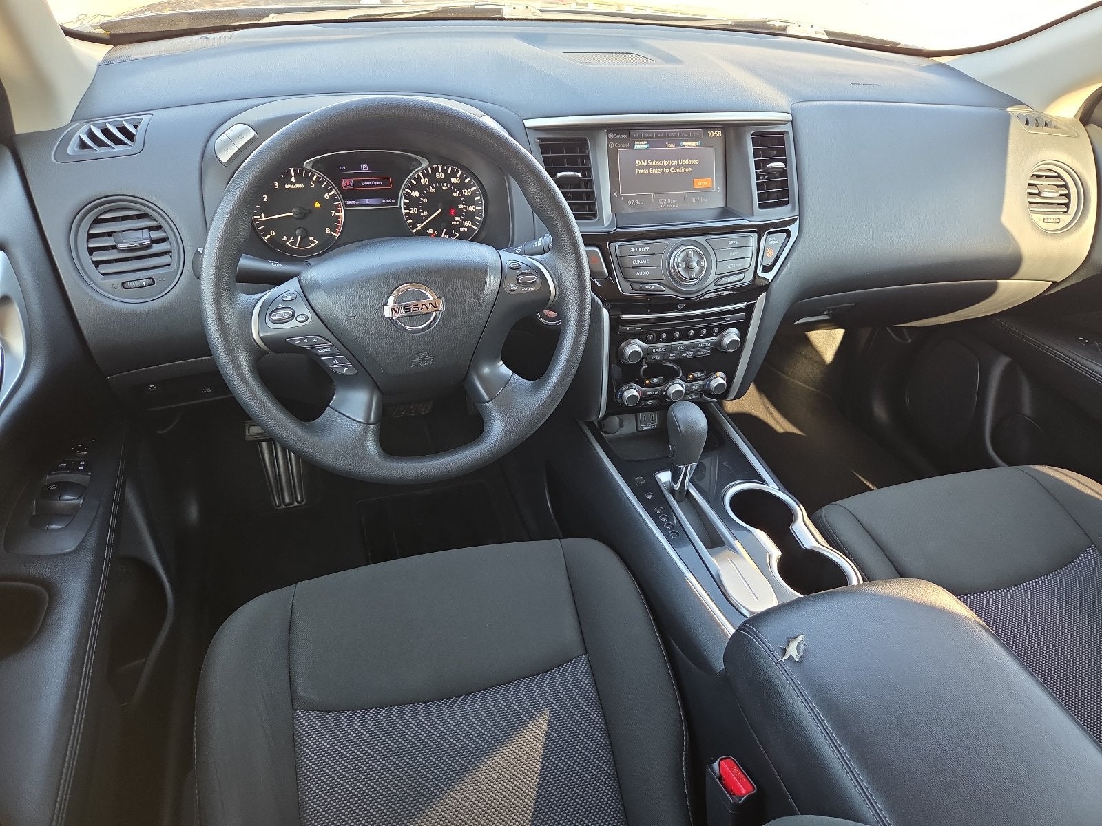 2020 Nissan Pathfinder S