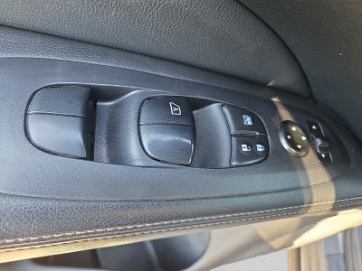 2020 Nissan Pathfinder S