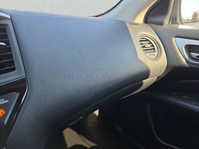 2020 Nissan Pathfinder S