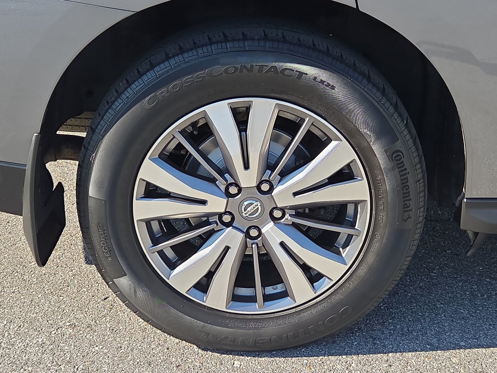 2020 Nissan Pathfinder S