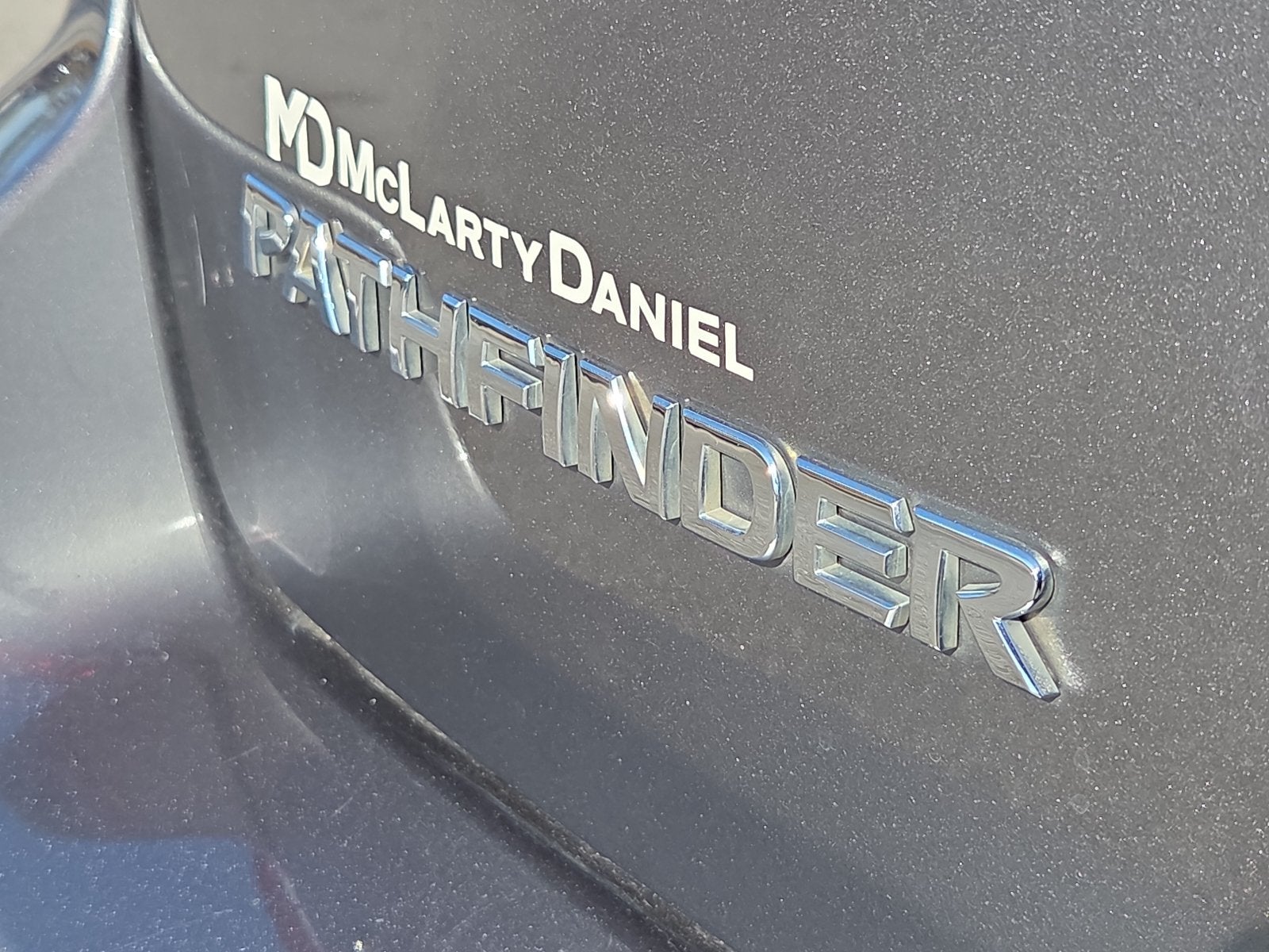 2020 Nissan Pathfinder S