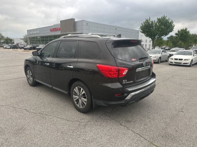 2020 Nissan Pathfinder SV