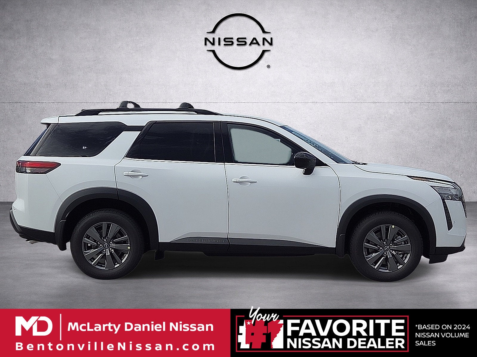 2026 Nissan Pathfinder SV