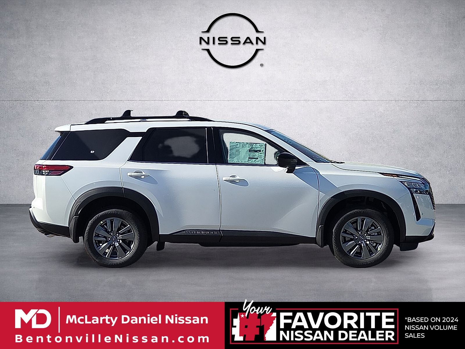 2026 Nissan Pathfinder SV