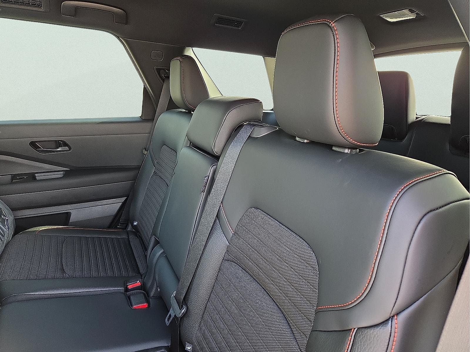 2026 Nissan Pathfinder Rock Creek®