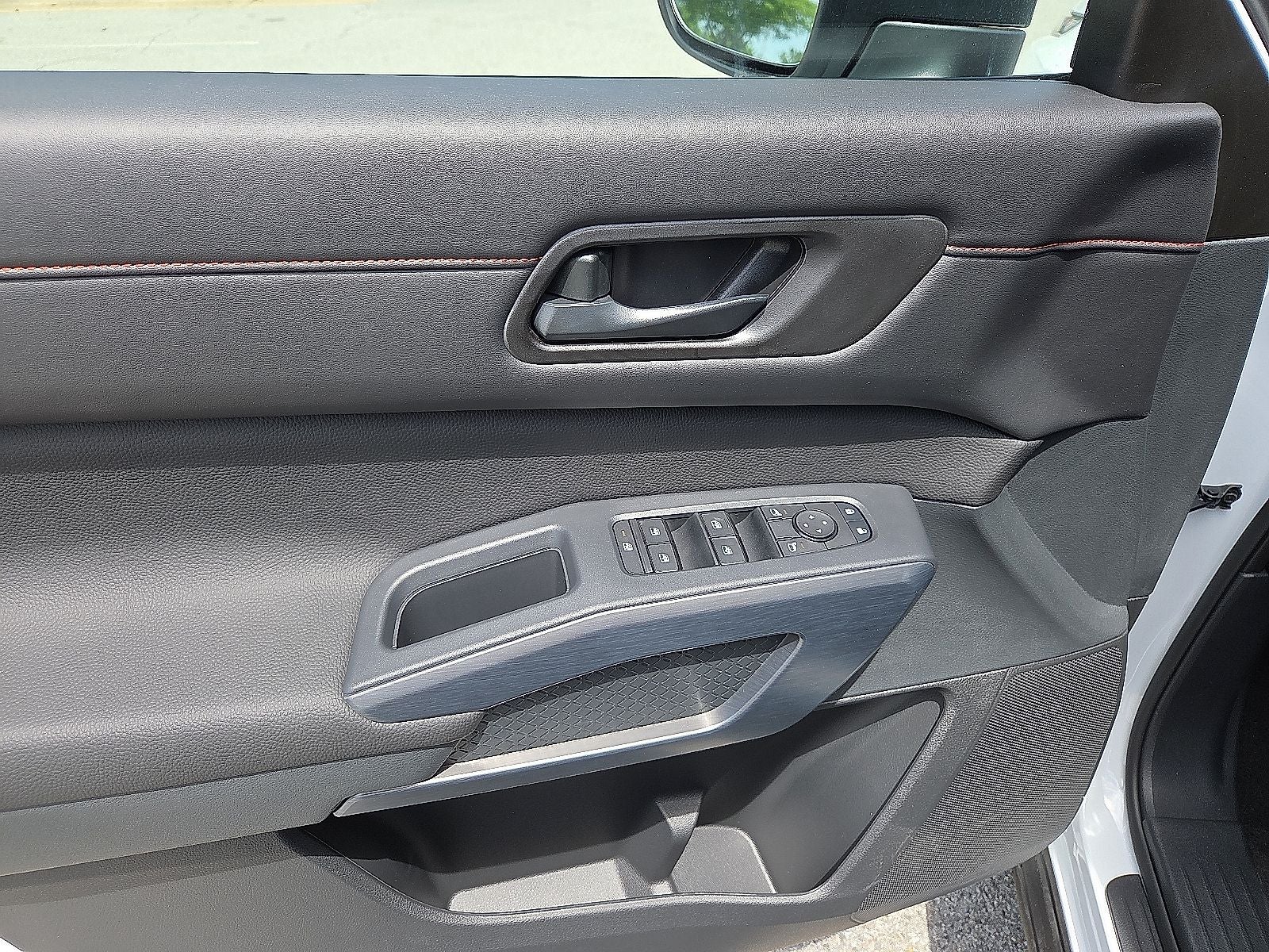 2026 Nissan Pathfinder Rock Creek®