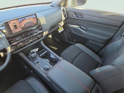 2026 Nissan Pathfinder Rock Creek®