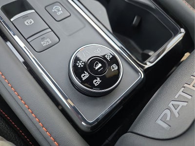 2026 Nissan Pathfinder Rock Creek®