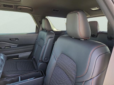 2026 Nissan Pathfinder Rock Creek®