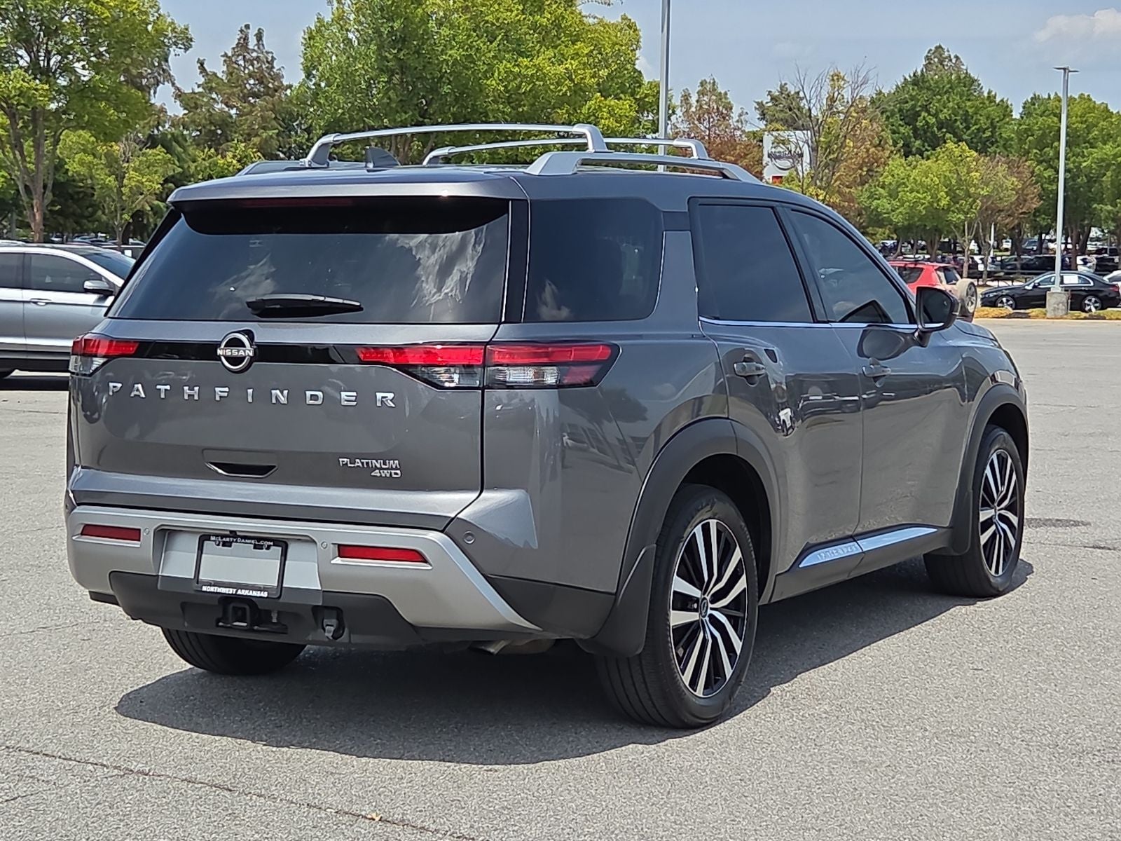 2024 Nissan Pathfinder Platinum