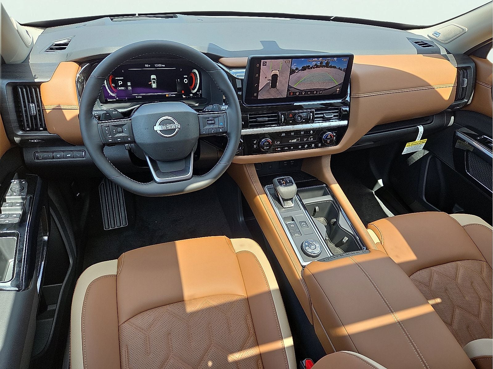 2026 Nissan Pathfinder Platinum