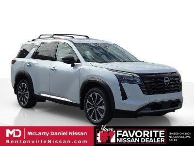 2026 Nissan Pathfinder Platinum