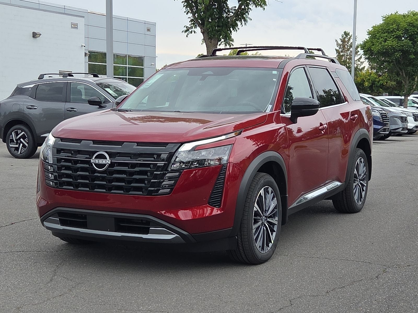 2026 Nissan Pathfinder Platinum