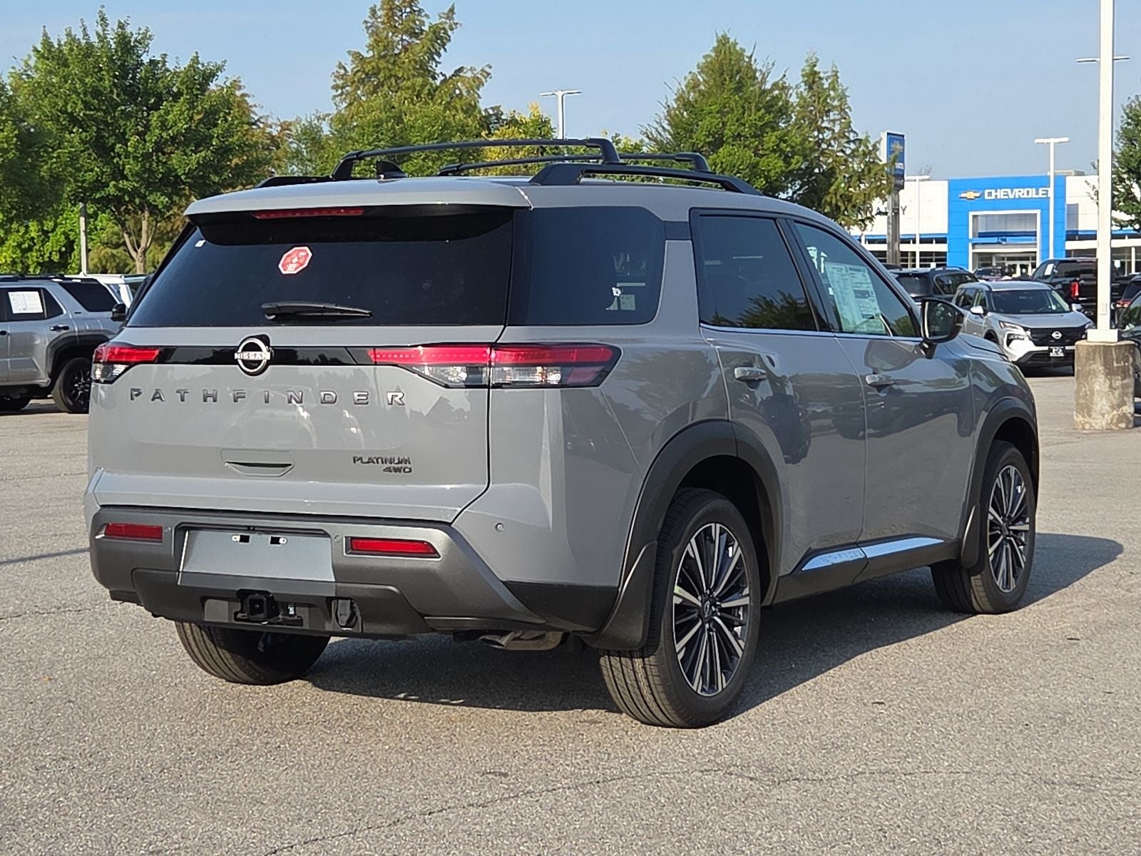 2026 Nissan Pathfinder Platinum