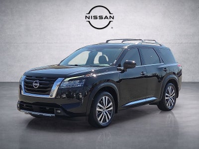 2022 Nissan Pathfinder Platinum