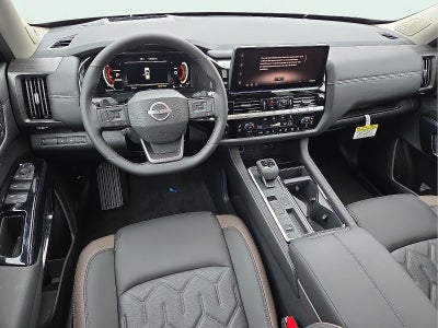 2026 Nissan Pathfinder Platinum