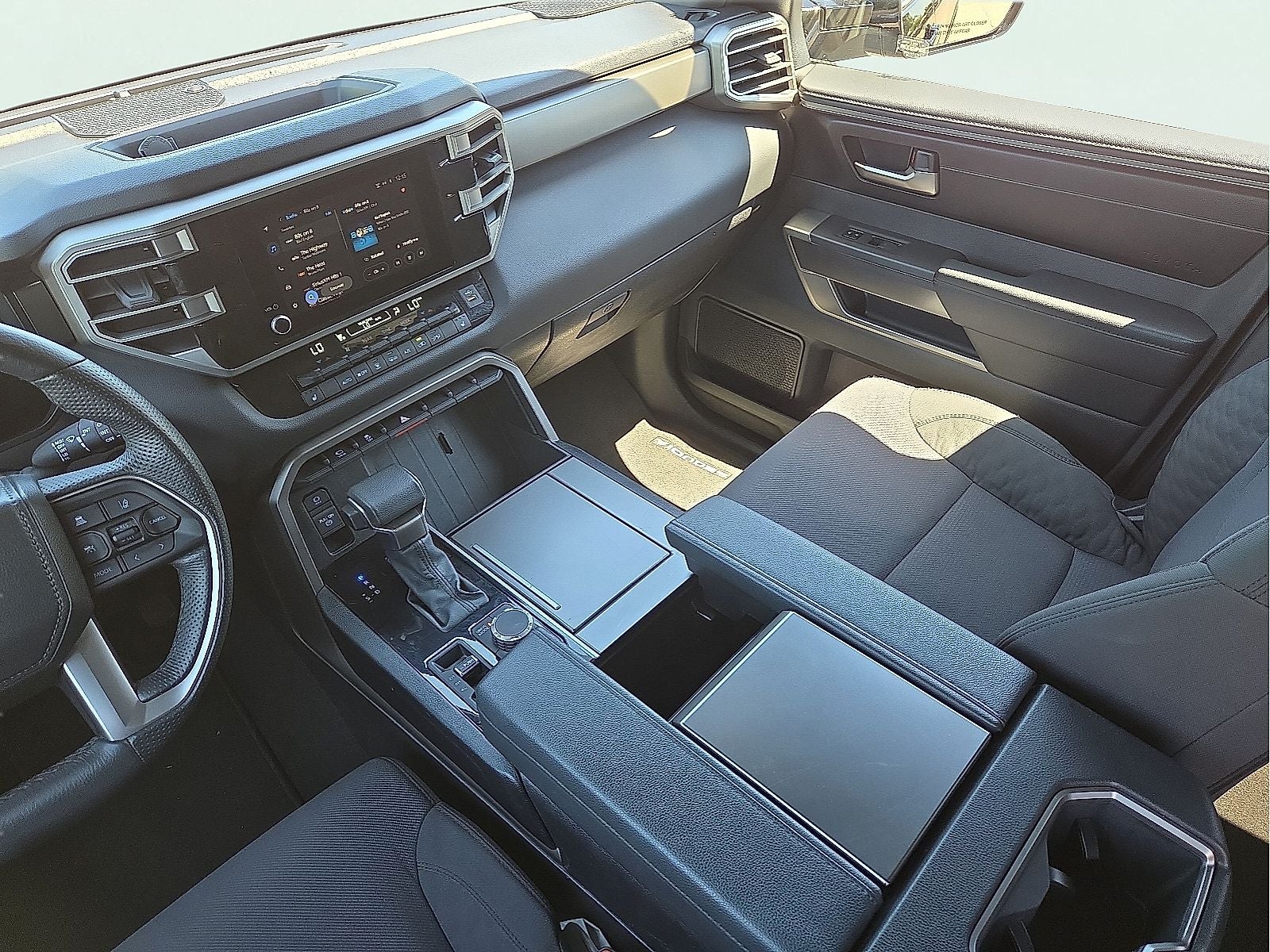 2025 Toyota Sequoia SR5