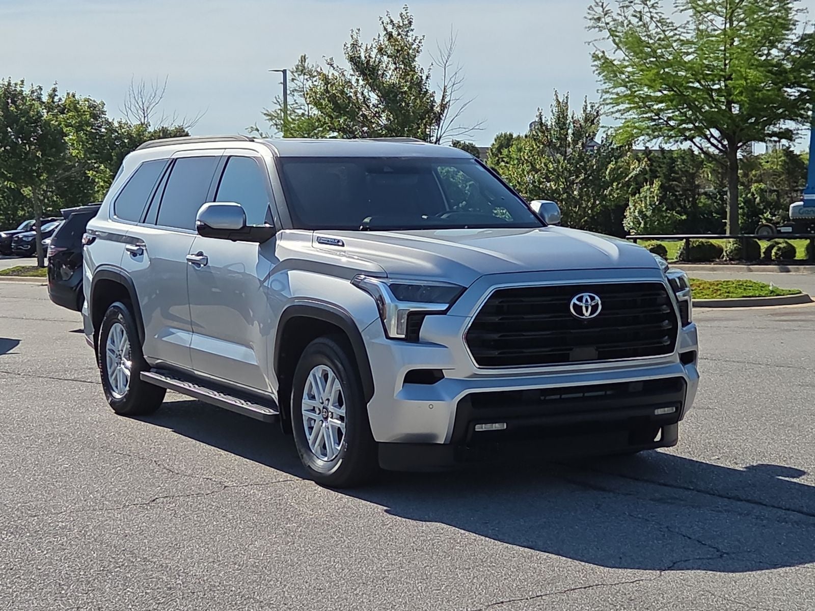 2025 Toyota Sequoia SR5