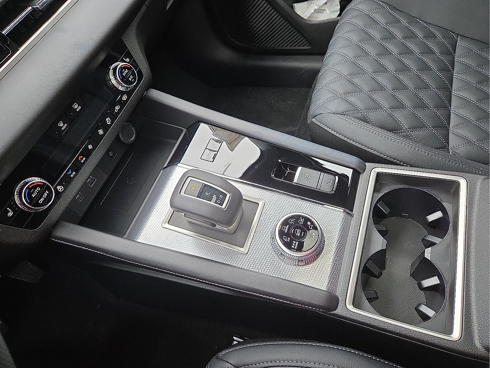 2026 Nissan Rogue Plug-In Hybrid Platinum