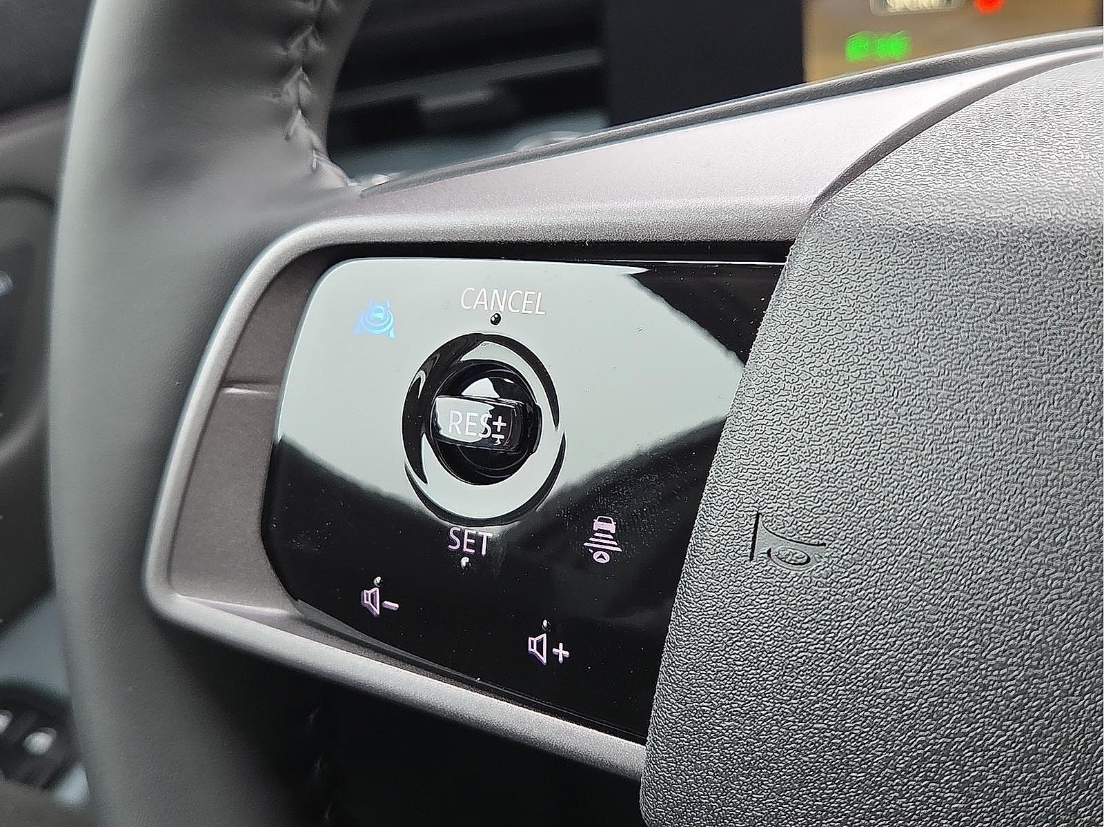 2026 Nissan Leaf Platinum+