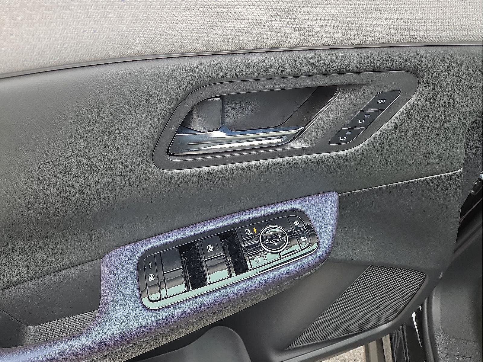 2026 Nissan Leaf Platinum+