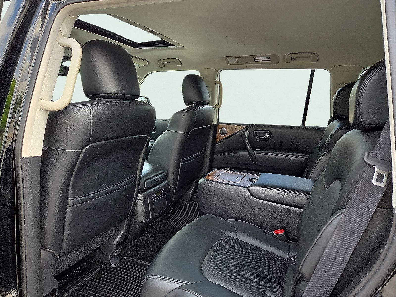 2022 Nissan Armada SL