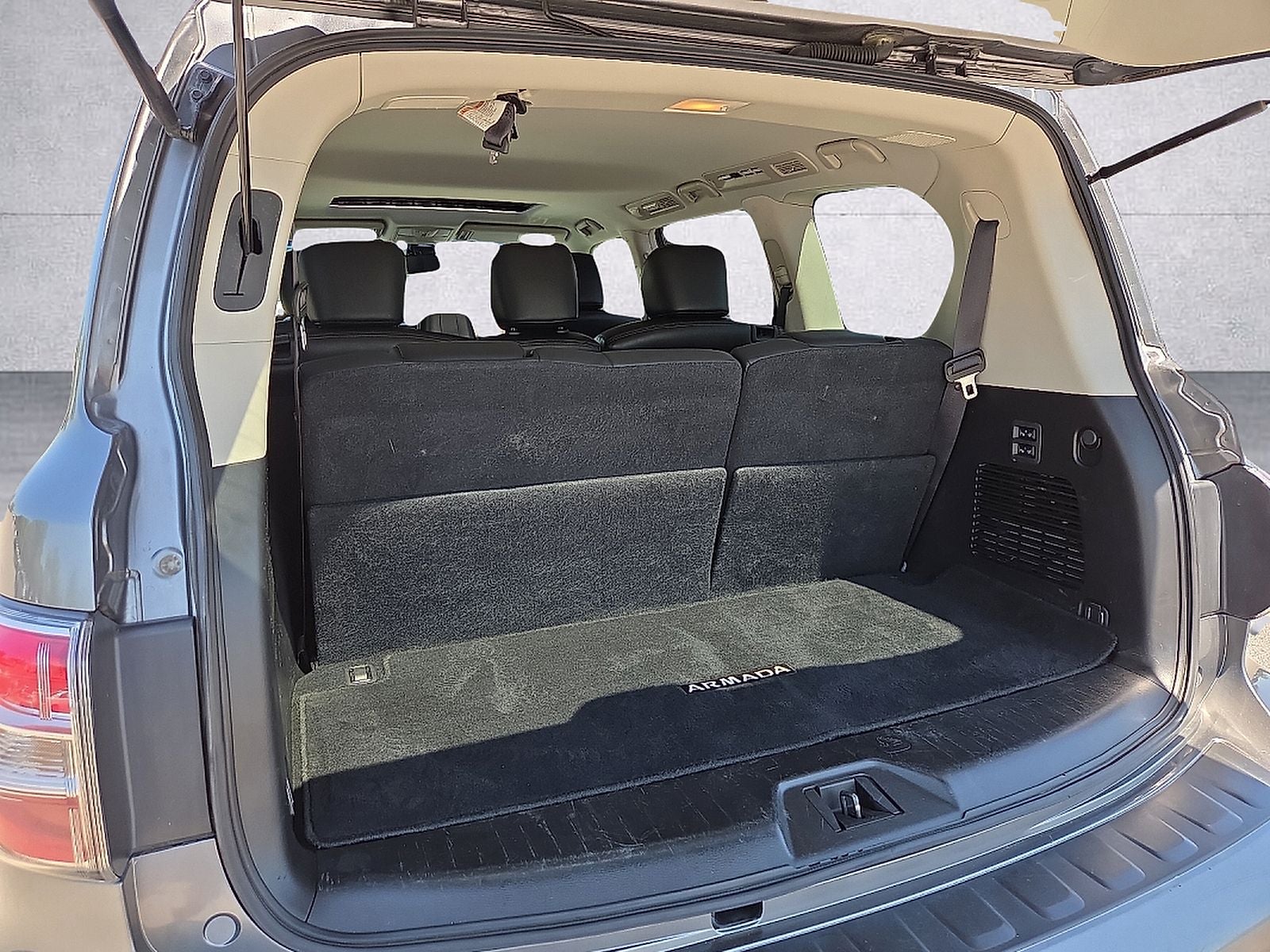 2017 Nissan Armada SL