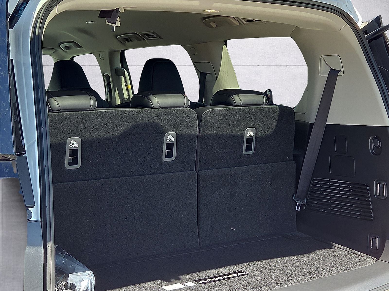 2026 Nissan Armada SV