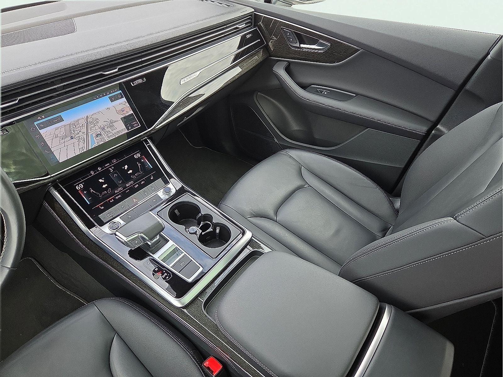 2025 Audi Q7 55 Premium Plus quattro