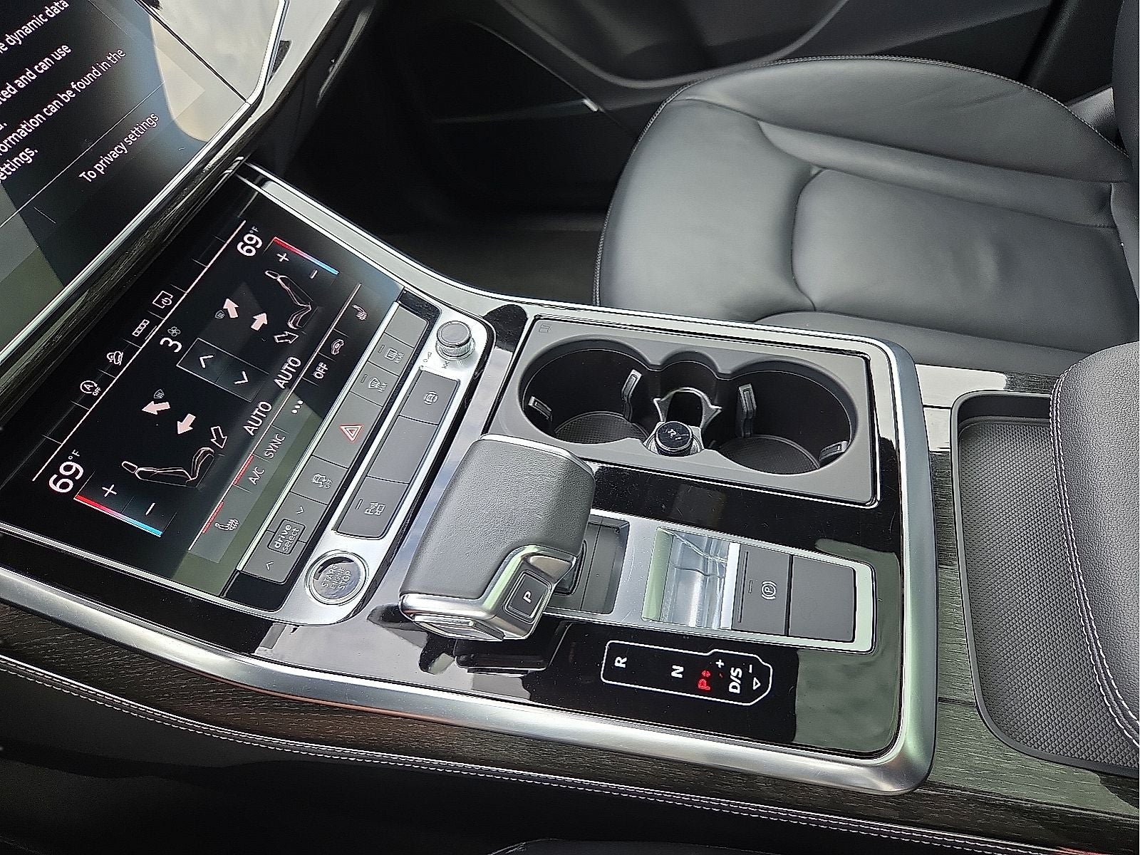 2025 Audi Q7 55 Premium Plus quattro