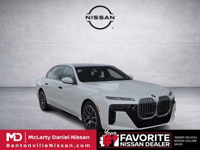 2025 BMW 7 Series 740i xDrive