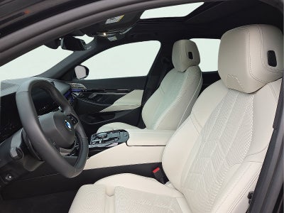 2024 BMW 5 Series 530i